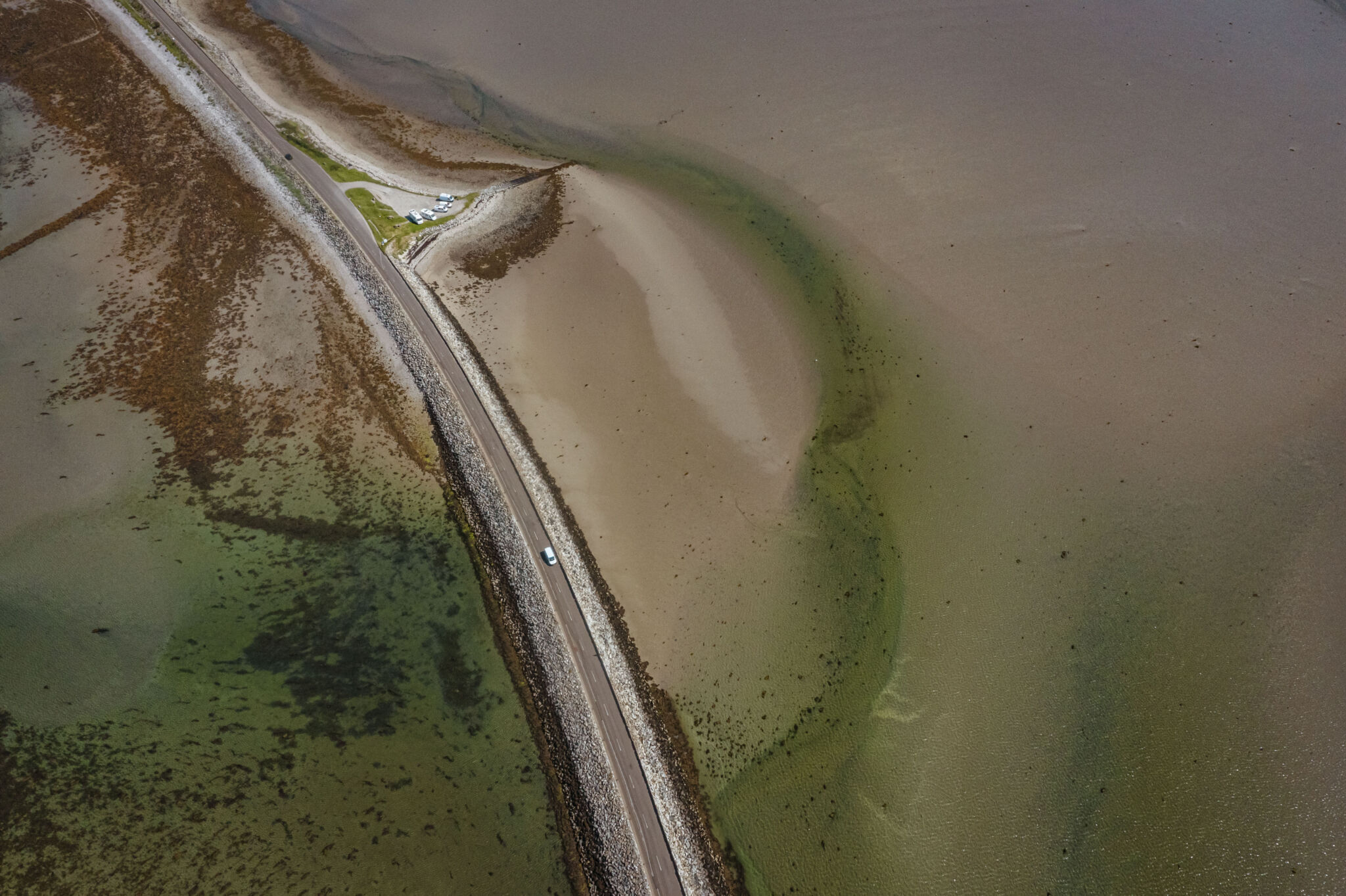 DJI 0198