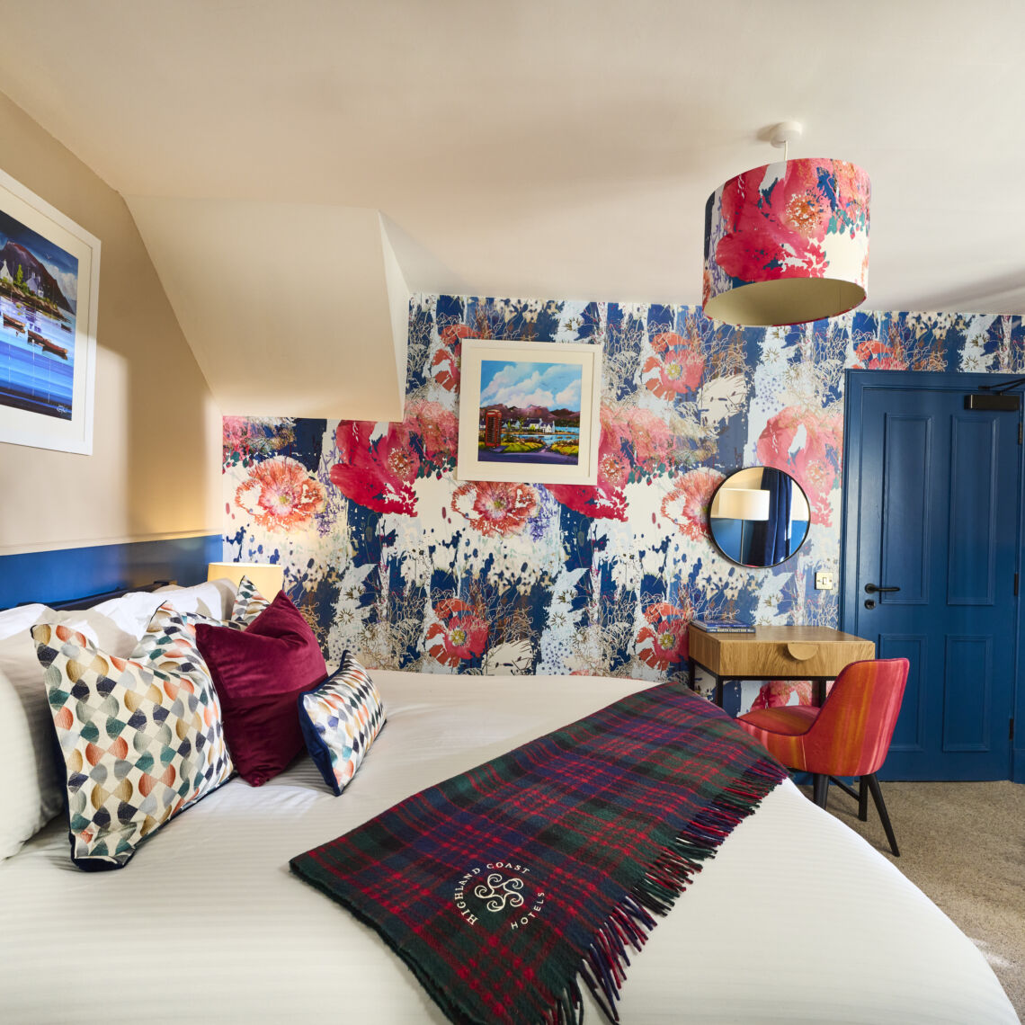 PLO Standard King Room 1